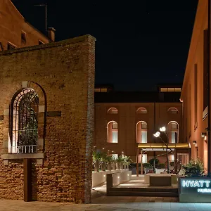 https://lagare-hotel-venezia-mgallery-by-sofitel.hotelinveneto.com